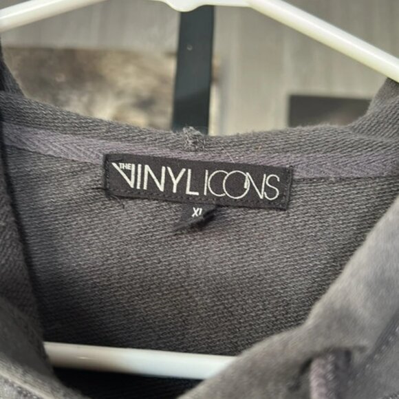 EEUC Vinyl Icons Cropped Hoodie XL - Picture 3 of 4